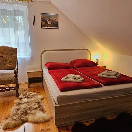 Dom Letniskowy Julka Z Kominkiem, Lodka, Rowery - Jezioro Gim - Park Bartbo Holiday home *