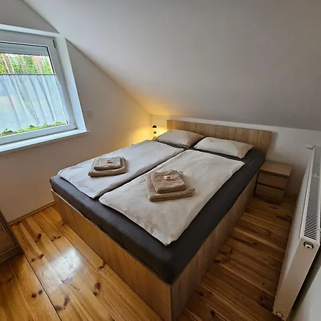 Holiday home Dom Letniskowy Julka Z Kominkiem, Lodka, Rowery - Jezioro Gim - Park Bartbo *