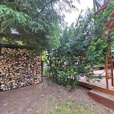 Dom Letniskowy Julka Z Kominkiem, Lodka, Rowery - Jezioro Gim - Park Bartbo Holiday home *