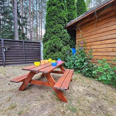 Casa de Férias Dom Letniskowy Julka Z Kominkiem, łódka, Rowery - Jezioro Gim - Park Bartbo *