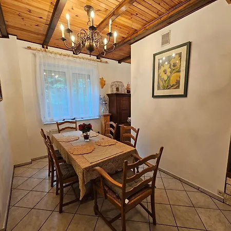Casa de Férias Dom Letniskowy Julka Z Kominkiem, łódka, Rowery - Jezioro Gim - Park Bartbo Teerau